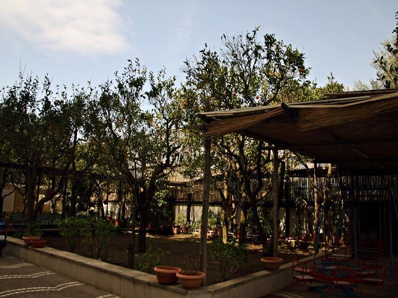 Sisters Hostel Piano di Sorrento Exterior photo